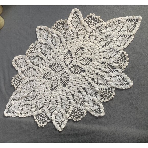 Vintage Hand-Crocheted Leaf-Shaped Lace Doily Table Decor 29"x20" - Picture 2 of 7